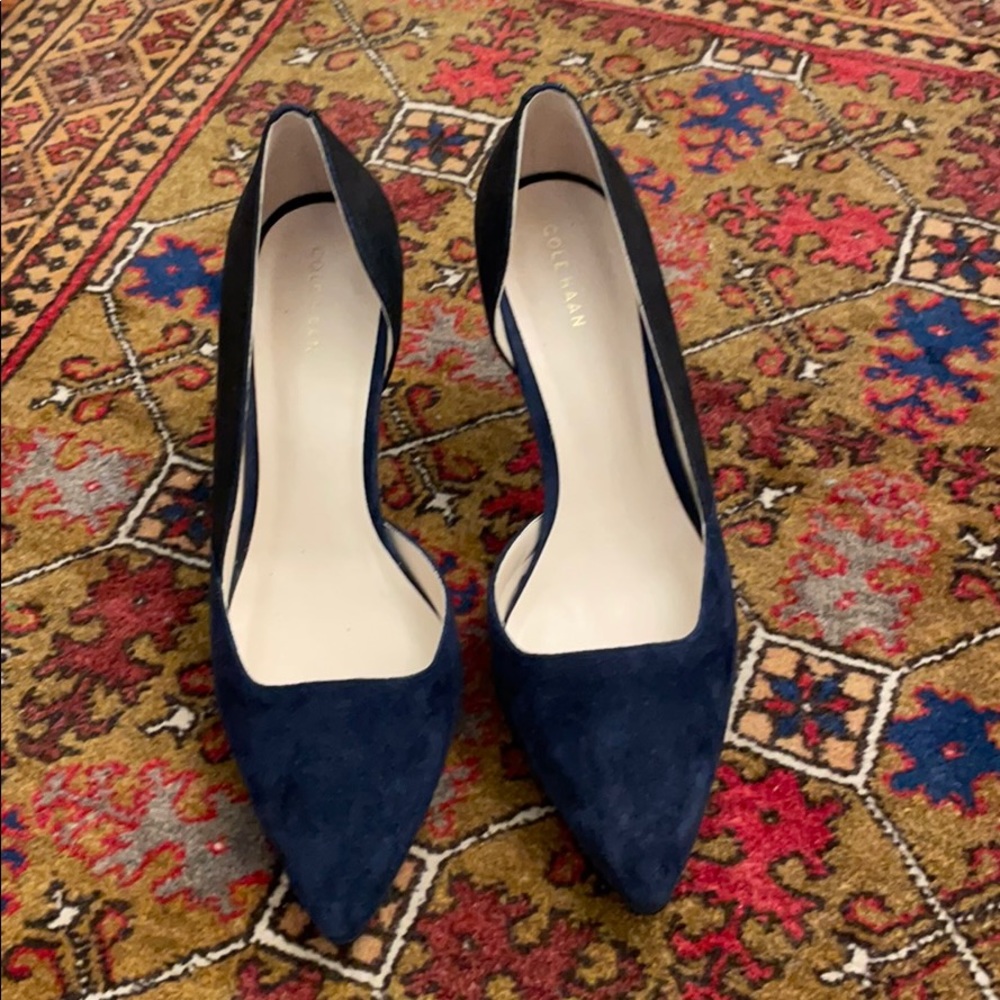 Like New Cole Haan Pumps - Picture 4 of 7